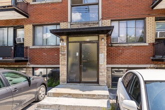 810 13E Av in Montréal, QC - Building Photo - Building Photo