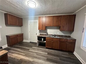 3301 Tampa Ave in Cleveland, OH - Building Photo - Building Photo