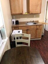 616 Garden Road, Unit B in Marrero, LA - Foto de edificio - Building Photo