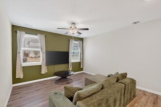 2927 Brittlebush Dr in Fort Worth, TX - Foto de edificio - Building Photo