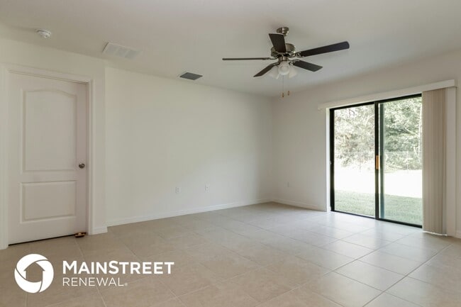 8263 Silverbell Loop in Brooksville, FL - Building Photo - Building Photo