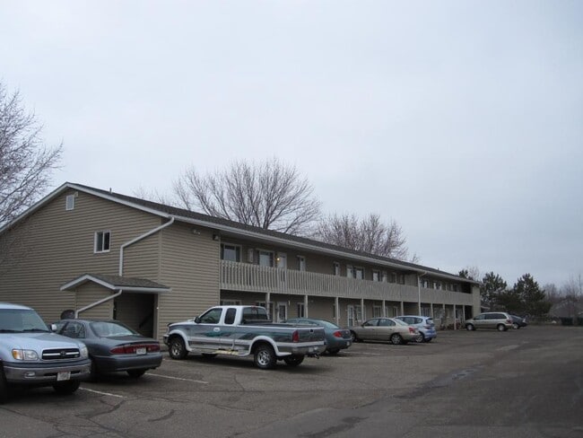1380 Heritage Dr in New Richmond, WI - Building Photo - Building Photo