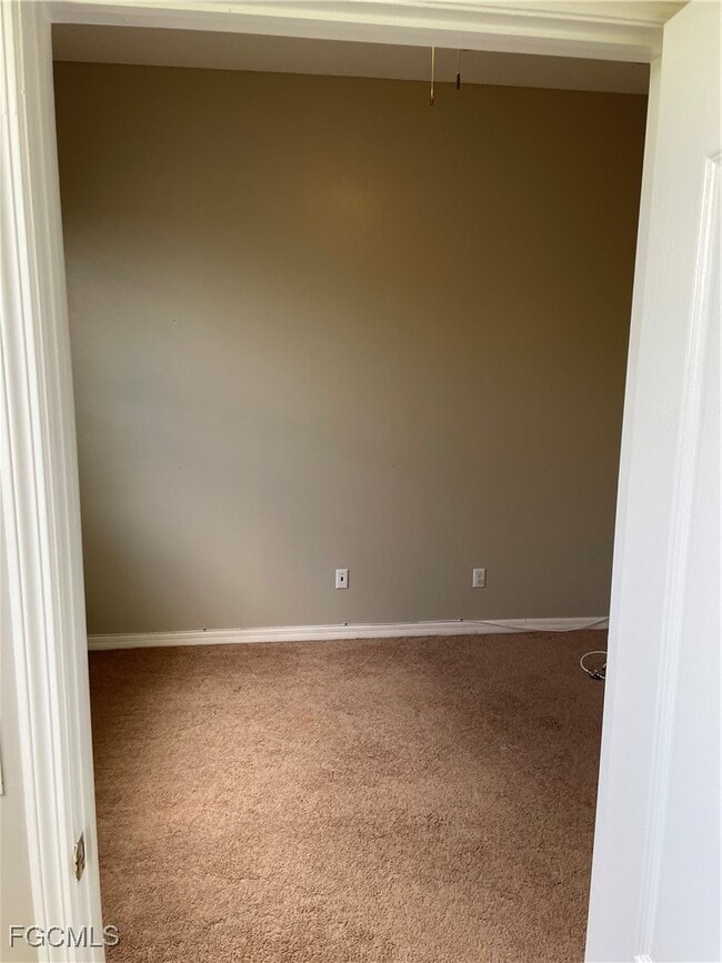 property at 2533 Deerfield Lake Ct