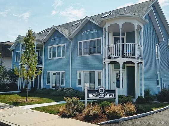 31 High St in Norwalk, CT - Building Photo