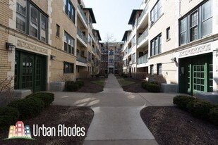 4312 N Clarendon Ave, Unit 1D in Chicago, IL - Building Photo