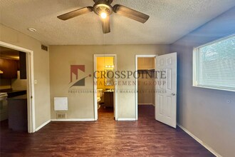 514 S Bois D Arc Ave in Tyler, TX - Building Photo - Building Photo