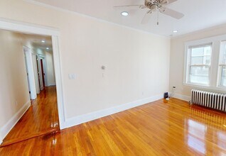 4442 Washington St, Unit 3 in Boston, MA - Building Photo - Building Photo