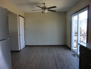 1409 Village Circle Dr in Glen Carbon, IL - Building Photo - Building Photo