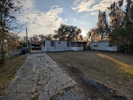 127 Jesse Road in St. Augustine, FL - Building Photo
