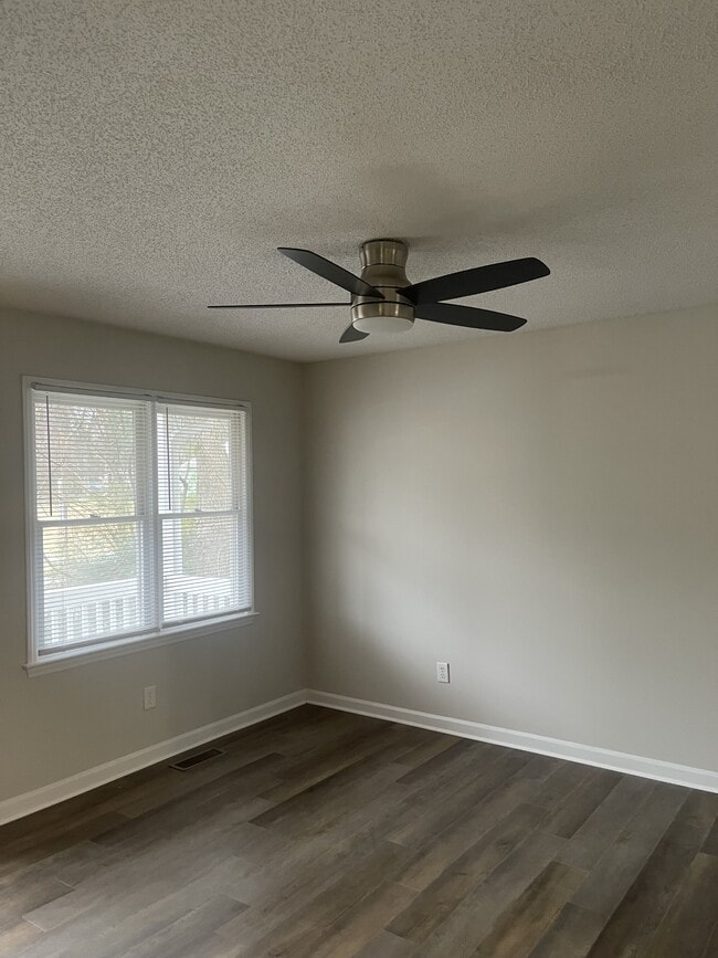 912 Gregory St in Greensboro, NC - Building Photo - Building Photo