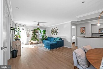 3315 Wyndham Cir in Alexandria, VA - Building Photo - Building Photo