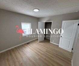 221 Hickory St in Dayton, OH - Building Photo - Building Photo