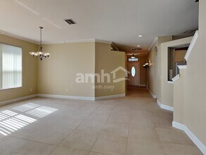 4812 Sky Blue Dr in Lutz, FL - Building Photo - Building Photo