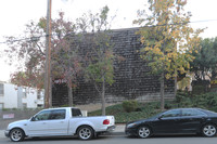 18650 Hatteras St in Tarzana, CA - Foto de edificio - Building Photo