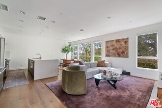 1902 Liberty Ct in Los Angeles, CA - Building Photo - Building Photo