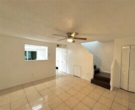 12028 Tift Cir in Orlando, FL - Building Photo - Building Photo