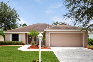 4637 72nd Ct E in Bradenton, FL - Building Photo