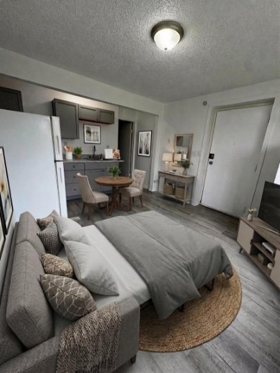 685 Michigan Ave, Unit 103