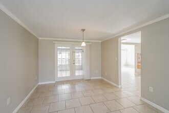 7211 Moravian Dr in Port Richey, FL - Building Photo - Building Photo