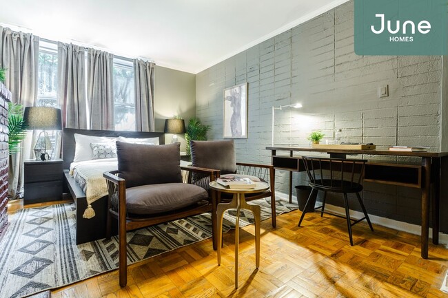 247 E 33rd St-Unit -1A in New York, NY - Building Photo - Building Photo