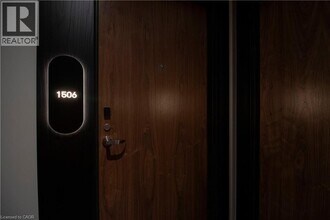 25 Wellington St S in Kitchener, ON - Building Photo - Building Photo