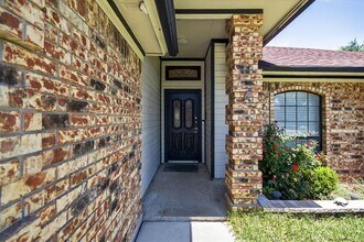 1809 Greenbend Dr in Arlington, TX - Building Photo - Building Photo