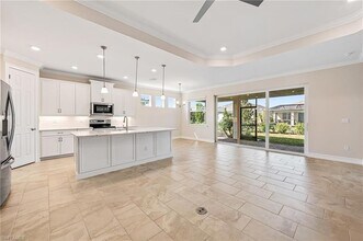 534 Kamari Cv in Naples, FL - Building Photo - Building Photo
