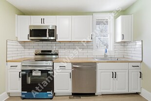 1512 Blair Ave, Unit C in Cincinnati, OH - Building Photo