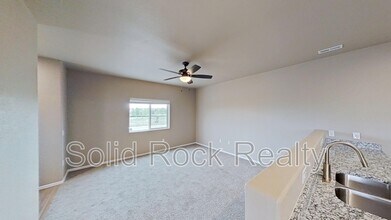 1886 Sandtoft Hts in Colorado Springs, CO - Foto de edificio - Building Photo