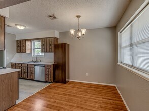 724 Red Oak Terrace in Edmond, OK - Building Photo - Building Photo