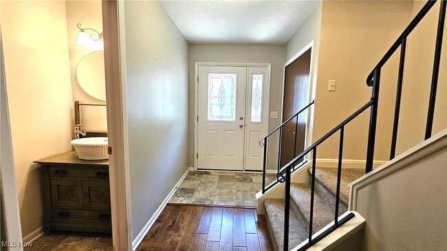 1771 Rolling Hills Dr in Twinsburg, OH - Building Photo - Building Photo