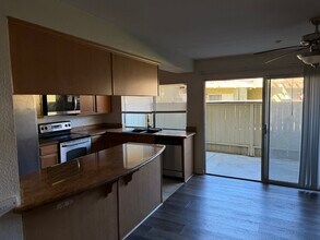 615 Fredricks Ave, Unit 137 in Oceanside, CA - Building Photo - Building Photo