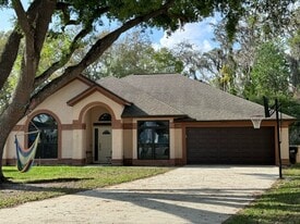 8605 Otter Creek Ct in Orlando, FL - Building Photo