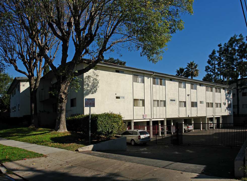 Malabar Apartments in Garden Grove, CA - Building Photo