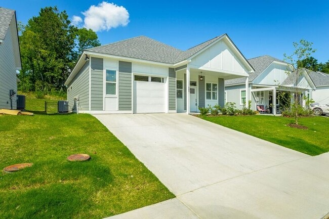 549 Strong Ave in Red Bank, TN - Building Photo - Building Photo