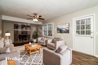 1570 Sprayberry Dr in Marietta, GA - Building Photo - Building Photo