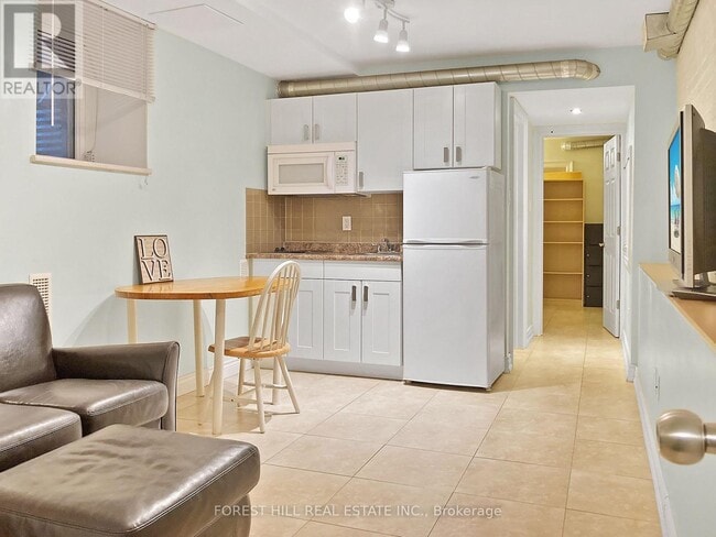 property at 1491 Dundas St W