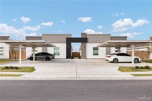 16 Ventura Ave in McAllen, TX - Building Photo