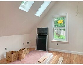 30 Salisbury Rd-Unit -Rear in Newton, MA - Building Photo - Building Photo
