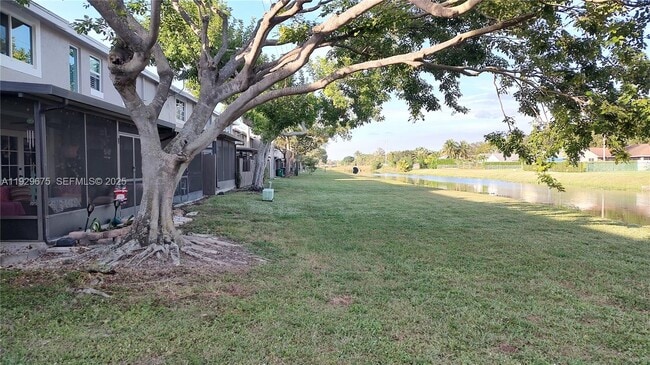 5100 SW 121st Ave in Cooper City, FL - Building Photo - Building Photo