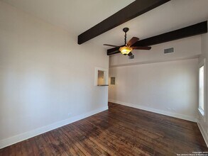 115 Vitra Pl in San Antonio, TX - Building Photo - Building Photo