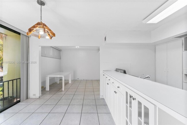 6436 Miami Lakes Dr in Miami Lakes, FL - Building Photo - Building Photo