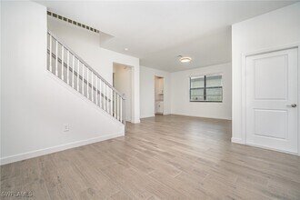 10849 Timber Creek Dr in Ft. Myers, FL - Building Photo - Building Photo