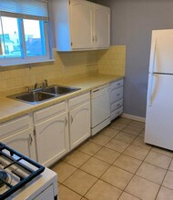 34 Durham St, Unit 2 in Providence, RI - Building Photo - Building Photo