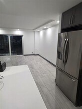 660 Tennis Club Dr in Fort Lauderdale, FL - Building Photo - Building Photo