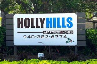 Hollyhills Apartments