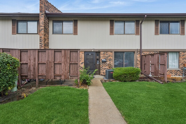 property at 4 Tower Ct