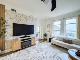 4050 Marriott Dr in Panama City, FL - Building Photo