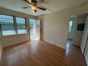 2304 Fern St in Honolulu, HI - Building Photo - Building Photo