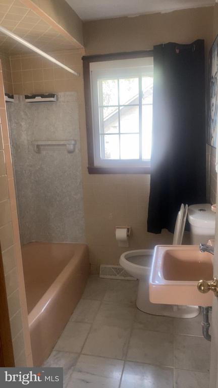 307 Burlington Ave in Delanco, NJ - Building Photo - Building Photo